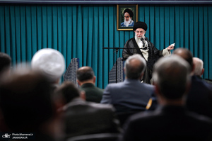 دیدار دست‌اندرکاران کنگره شهدای استان قم با رهبر معظم انقلاب