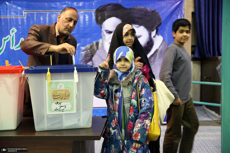 حضور دکتر علی کمساری در  انتخابات مجلس شورای اسلامی و مجلس خبرگان رهبری