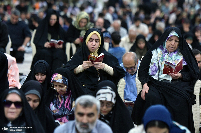 مراسم دعای عرفه در حرم مطهر امام خمینی (س)