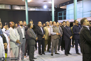 بازدید جمعی از شرکت کنندگان نشست تخصصی مسئولین وکارشناسان دیرخانه شورای فرهنگ عمومی استانها از بیت امام خمینی (س) در جماران