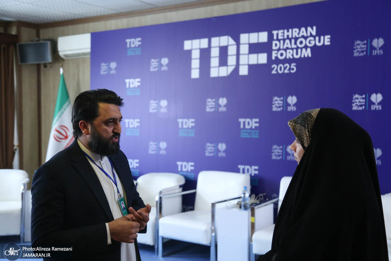 شست‌های روز دوم مجمع گفتگوی تهران