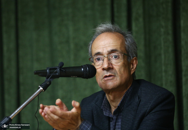 جواد غلامرضا کاشی: آرزوی زندگی تماما اخلاقی، بی‌ربط و خطرناک است/ نسل جدید در حال وارد کردن هنجارهای اخلاقی به یک بستر درست است