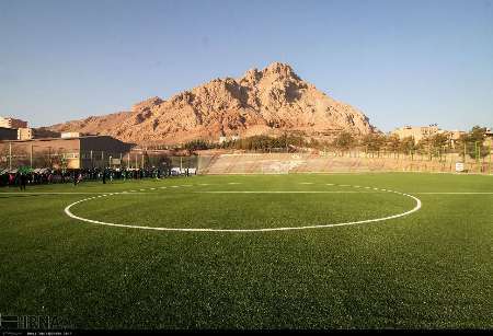 زمین چمن مصنوعی 'عاطف'؛ طرحی زیست محیطی و در راستای اقتصاد مقاومتی