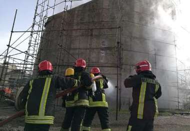 وقوع حریق سنگین در یک کارخانه قند در مشهد