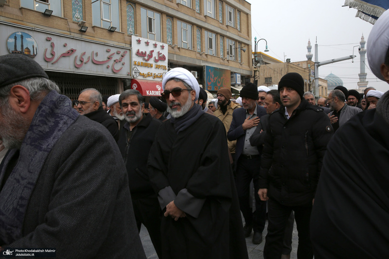 مراسم شییع و نماز