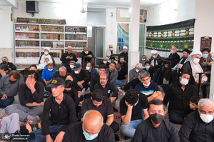 عزاداری تاسوعای حسینی (س) در دفتر آیت الله العظمی صانعی (ره)