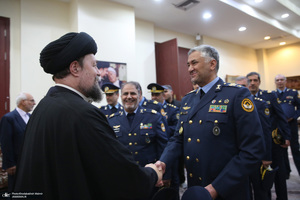 دیدار فرمانده نیری هوایی ارتش( امیر بهمن بهمرد )و جمعی از فرماندهان با سید حسن خمینی