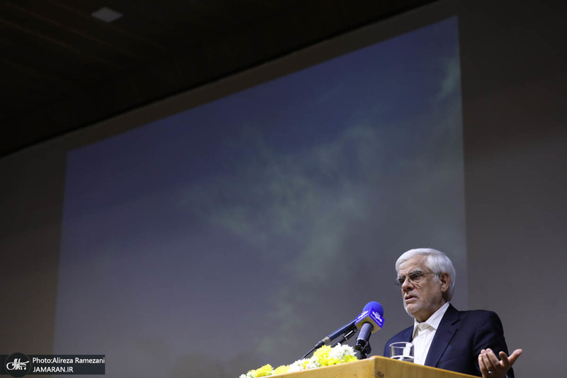 مراسم استاد ممتازی دانشگاه صنعتی شریف با حضور عارف