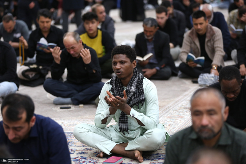 احیای شب نوزدهم ماه رمضان در حرم مطهر امام خمینی (س)