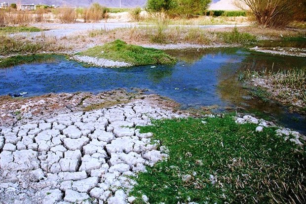 منابع آبی سمنان رو به کاهش است