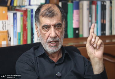 محمدرضا باهنر: داستان «نه جنگ نه صلح» باید تمام شود