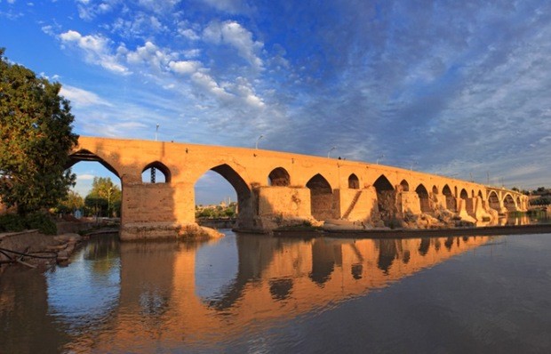 وظیفه مرمت و نگهداری پل باستانی دزفول به شهرداری واگذار شد
