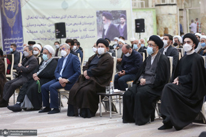 مراسم بزرگداشت حجت الاسلام و المسلمین محتشمی پور(ره) در حرم مطهر امام خمینی