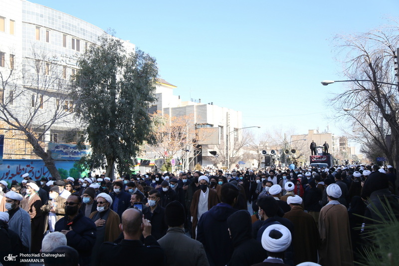 مراسم تشییع آیت الله العظمی صافی گلپایگانی (ره) در قم -1