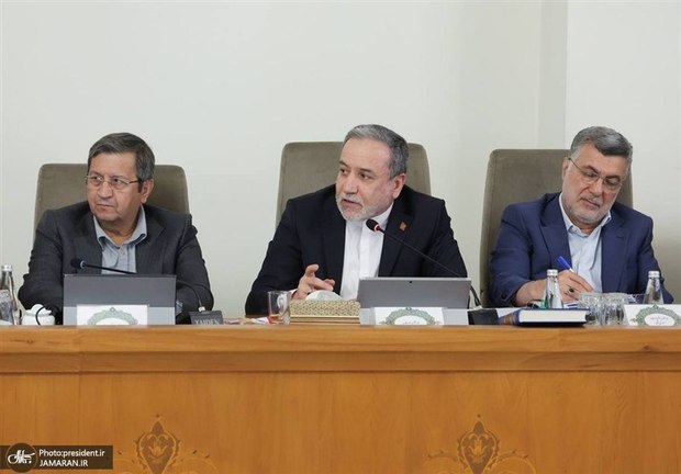 عراقچی تایید کرد که ایران به دنبال مطالبات خود از ونزوئلا است، حتی پس از ربایش مادورو