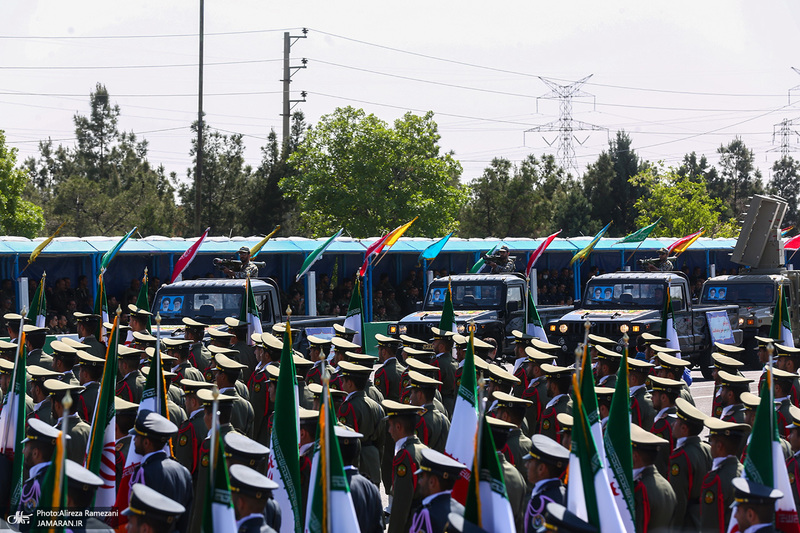 مراسم رژه روز ارتش در جوار حرم مطهر امام خمینی (س) - 2