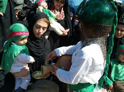 طنین لالایی لای لای طفل شیرخواره کربلا در دیار علویان  کودکانی که نظر علی اصغر شدند