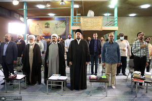 دیدار اعضای جبهه فرهنگی نقلاب اسلامی با سید حسن خمینی