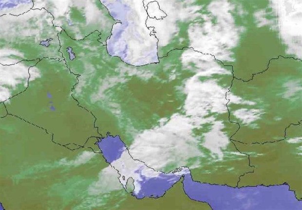 اولین کتاب درباره آب و هوای گیلان در لاهیجان  رونمایی شد