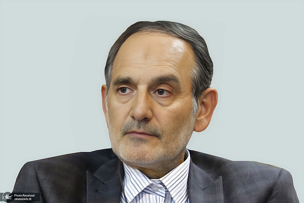خاقانی، مدیر پیشین وزارت نفت: خصوصی‌سازی در نفت، به جای رشد، فساد و رانتی شدن را تداوم بخشیده است​/ روند فعلی دولت را از درون تهی و حاکمیت اقتصادی را به ذی‌نفعان خصوصی می‌سپارد/ وقتی فساد را کنترل نمی‌کنید چرا دنبال واگذاری سهام شرکت ملی نفت هستید؟