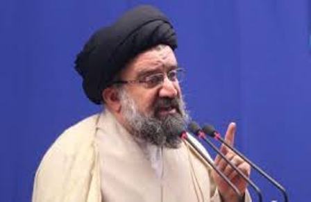 امام جمعه موقت تهران: غرور دشمن باید شکسته شود