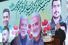 پزشکیان: دولت راه شهید سلیمانی را در پیش گرفته؛ در مقابل ظالمان سر خم نخواهیم کرد/ انتخاب وزیران به‌هیچ‌وجه بر اساس جناح، دسته، گروه یا روابط شخصی نبوده است/ معیشت مردم خط قرمز سیاست‌های اقتصادی است/ تبعیت از رهبری، مسیر اصلاحات را هموار می‌کند