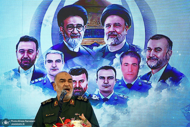 مراسم اولین سالگرد شهادت حجت الاسلام و المسلمین سید ابراهیم رئیسی در حرم مطهر رضوی