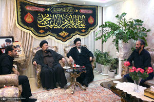 حضور آیت الله سید حسن خمینی در منزل سردار سپهبد شهید علی شادمانی