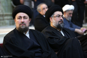 مراسم بیست‌و‌نهمین سالگرد ارتحال حاج سید احمد خمینی و بزرگداشت آیت‌الله بجنوردی در حرم امام