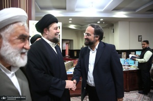 حاشیه های ادای احترام مهمانان خارجی چهلمین کنفرانس وحدت اسلامی به مقام شامخ حضرت امام خمینی (س)