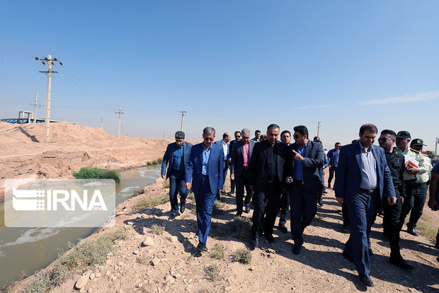ضرب‌العجل دادستان شیراز برای رفع آلودگی رودخانه چنار راهدار