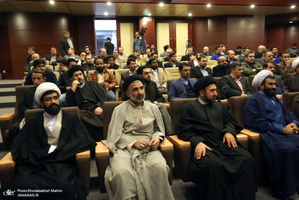 دیدار رئیس و  مدیران مجمع جهانی اهل‌بیت(ع)با سیدحسن خمینی