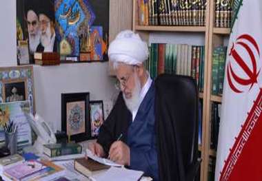 امام جمعه یزد: حرمت نهادن به ماه مبارک رمضان، تکلیف دینی است