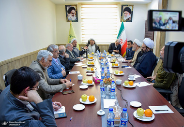 نشست هم اندیشی معاونین پژوهشی ادوار موسسه تنظیم و نشر آثار امام خمینی(س) 