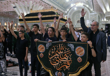 یازدهمین سوگواره احلی من العسل در حرم مطهر امام خمینی (س)