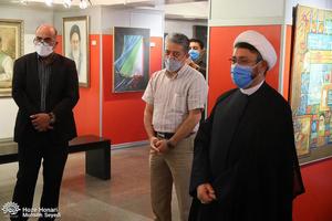 بازديد سرپرست موسسه تنظیم نشر آثار امام خمینی(س) از نمايشگاه عکس و نقاشی حوزه هنری