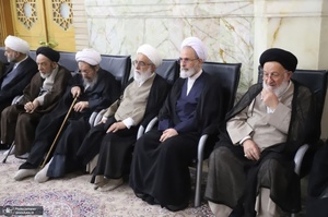 مراسم بزرگداشت آیت الله العظمی شبیری زنجانی (ره) توسط آیت الله للعظمی مکارم شیرازی
