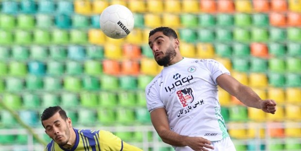 حسینی هم به نشست خبری نیامد!/ مربی ذوب‌آهن: فولاد از موقعیت‌ها استفاده کرد و بُرد
