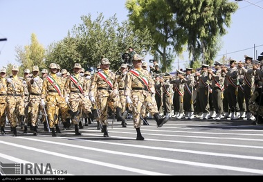 نقش محوری فرماندهی ولایت فقیه در دفاع مقدس،برجسته شود