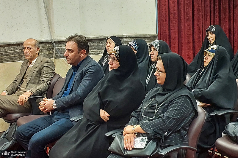 آئین رونمایی از کتاب «ماجراجویی‌های اخلاقی»