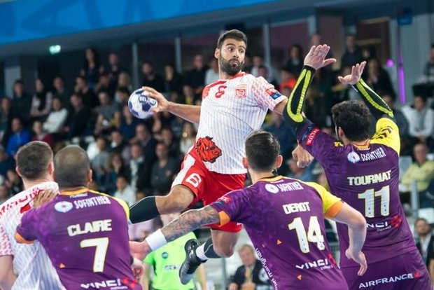 لژیونر هندبال ایران بازی با قطر را از دست داد
