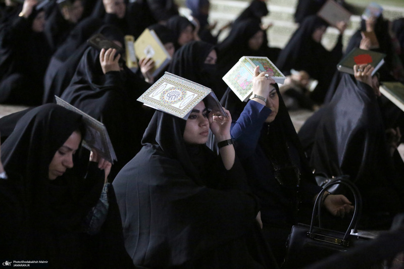 مراسم شب بیست و یکم ماه رمضان در حرم حضرت امام خمینی (س) 2