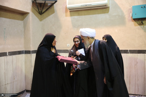 ورکشاپ هنر ی دانش آموزان هنرستان یادگار امام در حسینیه جماران