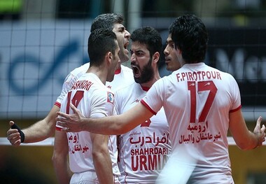 شهرداری ورامین پیروز ماراتن‌ جذاب مقابل پیکان/ ارومیه باز هم باخت