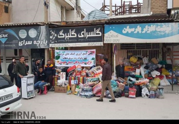 زلزله زدگان سرپل ذهاب به یاری سیل زدگان گلستان شتافتند