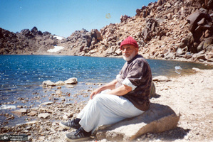 حجت الاسلام و المسلمین شیخ اسحاق مشکینی