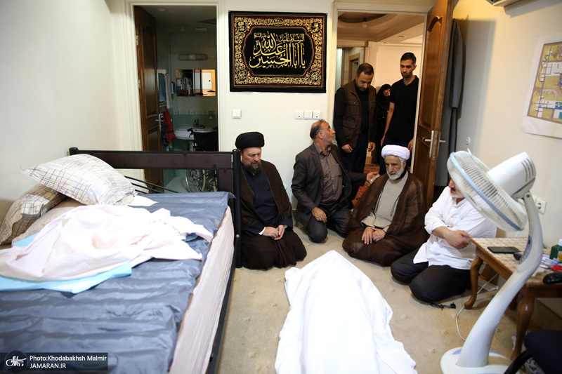 حضور سید حسن خمینی در منزل مرحوم آیت الله شیخ حسن صانعی (ره)