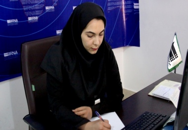 هر ایرانی یک مبارز اقتصادی - مریم جلالی پور *