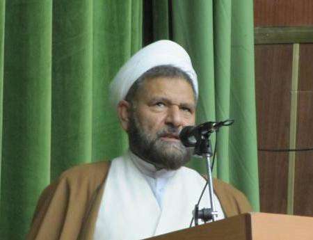 امام جمعه بردسیر: انتخابات در ایران نشانه مردم سالاری دینی است