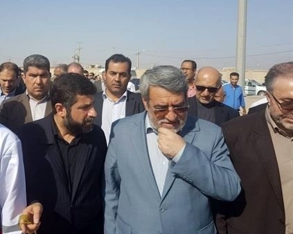 وزیر کشور در بازدید از مرز شلمچه: استان خوزستان از برنامه ها جلوتر است